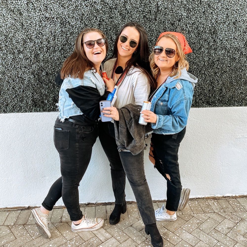 Meet your Posher, Regina